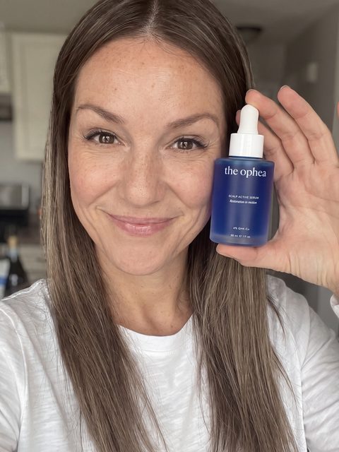 Nicola, 47
